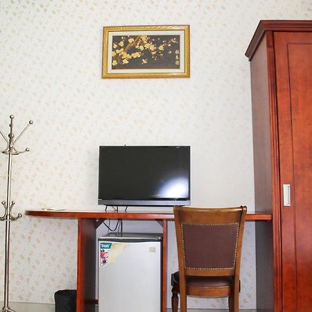 Mai Guest House Ho Chi Minh City Exterior photo